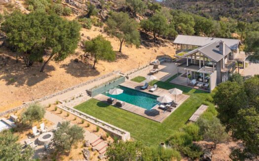 Napa Valley, Napa California | 4-Bed Chalet With Guest House