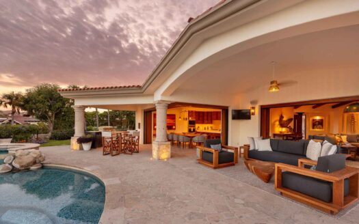 San Jose del Cabo, Mexico | 4-Bed Chalet Caleta Loma