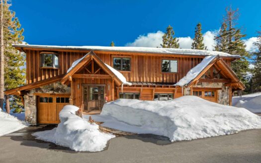 Lake Tahoe, Tahoma California | 4-Bed Chalet With Lake Shore Access