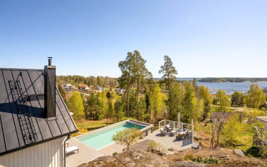 Åkersberga, Sweden | 4-Bed House With Pool & Water Views