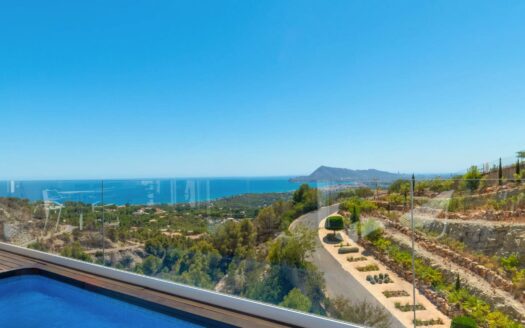 Altea, Costa Blanca Spain | 4-Bed Villa With Sea Views & Fitness