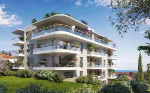 Antibes, France | 2-Bed Apartment Near Beach
