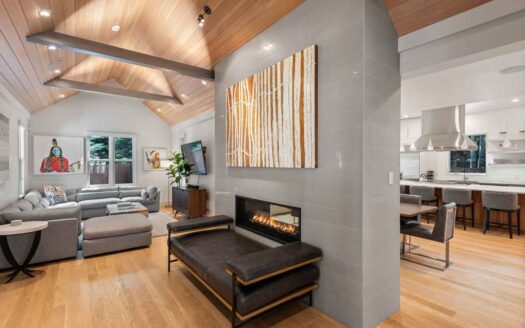 Aspen, Colorado | 3-Bed Chalet Smuggler Grove