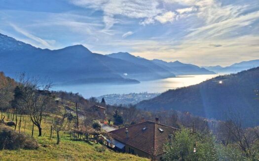 Gravedona ed Uniti, Lake Como Italy | 2-Bed House With Pool & Sauna