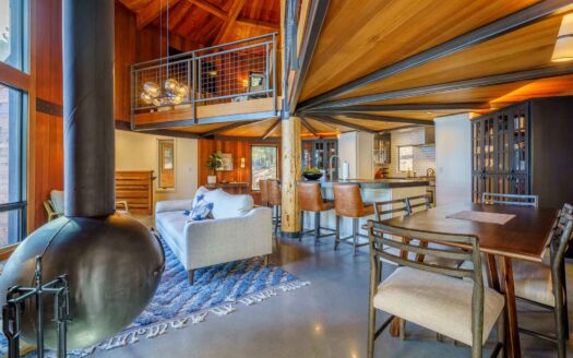 Lake Tahoe, Homewood California | 3-Bed Apartment With Lake Access