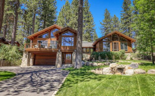 Lake Tahoe, Incline Village Nevada | 5-Bed Chalet Lakeshore Premium