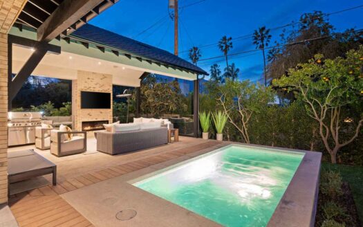 La Jolla, California | 4-Bed New Build Steps From Windansea Beach