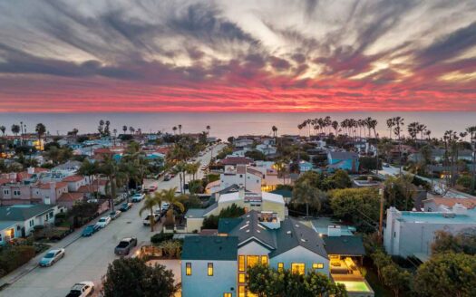 La Jolla, California | 4-Bed New Build Steps From Windansea Beach