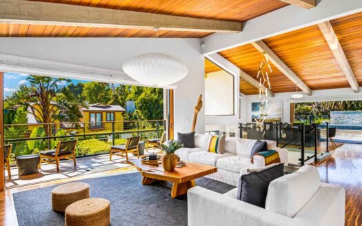 Newport Beach, California | 4-Bed Chalet On Grand Canal