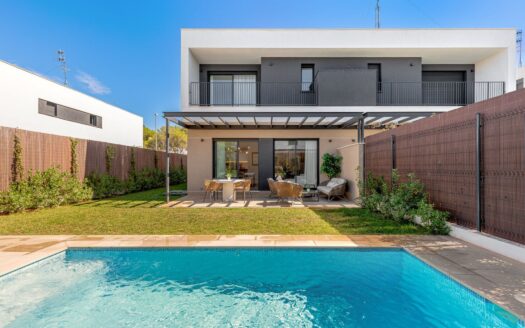 Puig de Ros, Mallorca Spain | 4-Bed House With Pool Near Palma