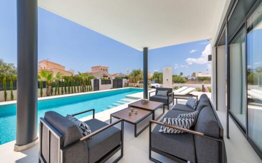 Sa Ràpita, Mallorca Spain | 3-Bed Villa With Sea Views