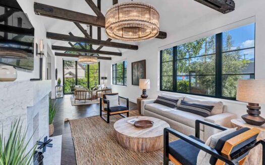 St. Helena, California | 3-Bed Chalet With Valley Views