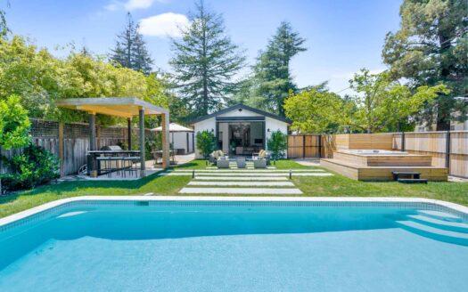 Napa Valley, St. Helena California | 3-Bed Chalet With Hot Tub