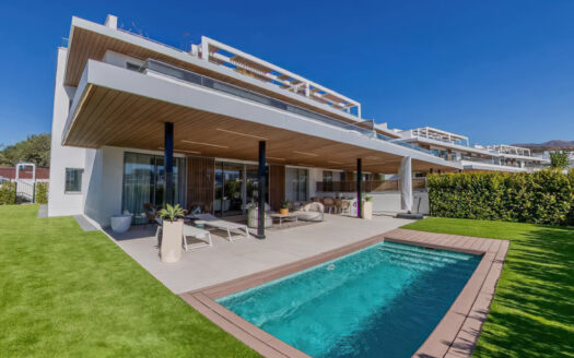 Marbella | 4-Bed Villa With Private Pool & Sea Views