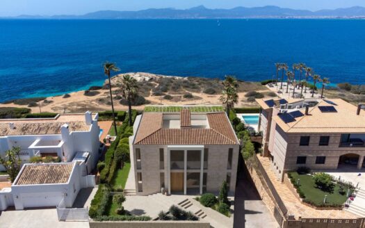 Son Veri Nou, Mallorca Spain | 6-Bed Luxury Villa First Sea Line