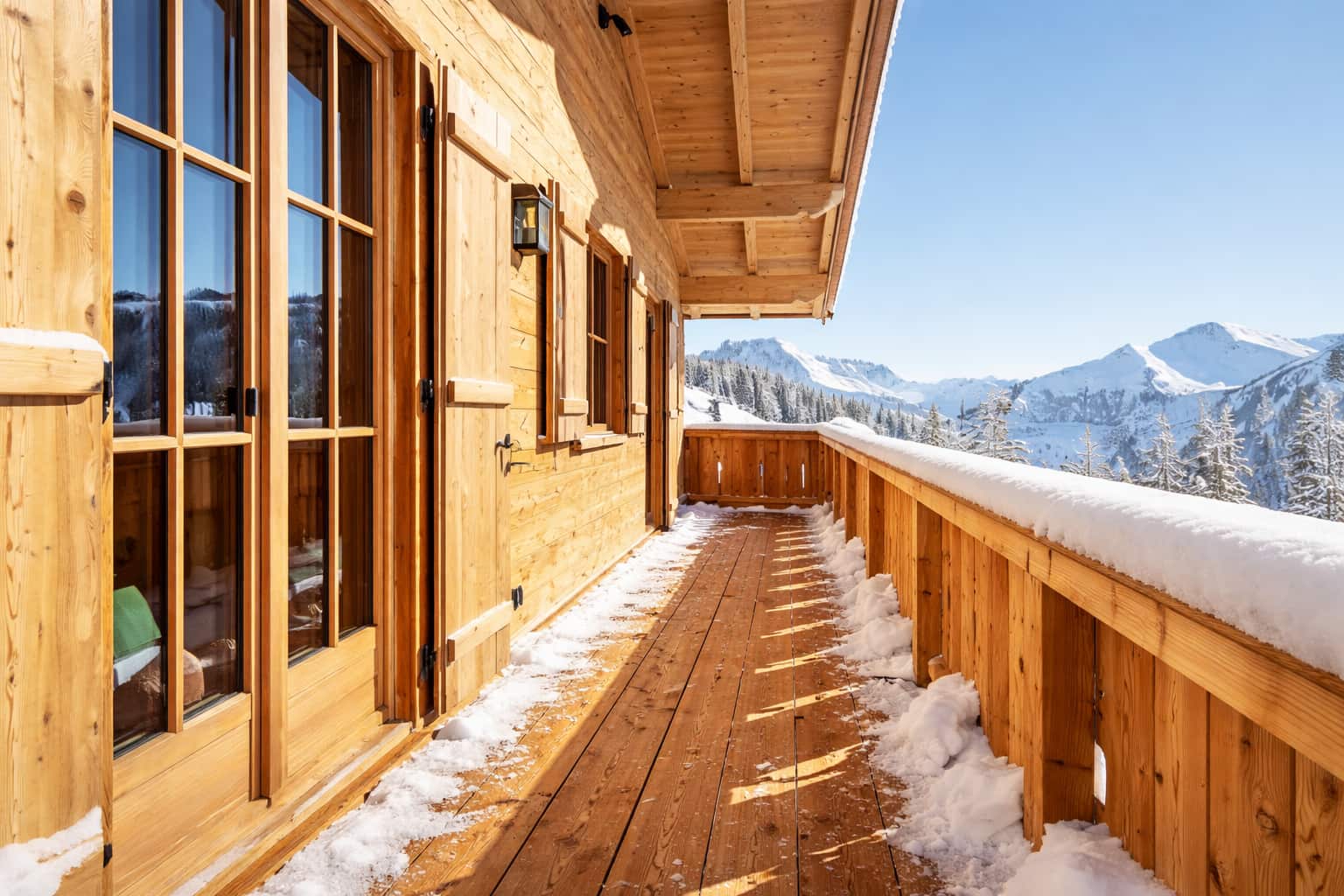 Glass Walls vs Gravity: Alpine Architecture Reality Check
