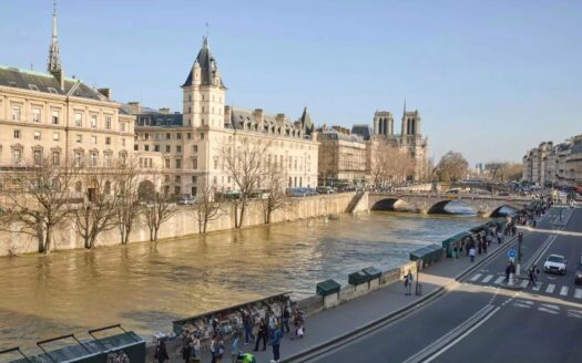 6th Arrondissement, Paris | 2-Bed Corner Apartment With Unobstructed Seine River Views